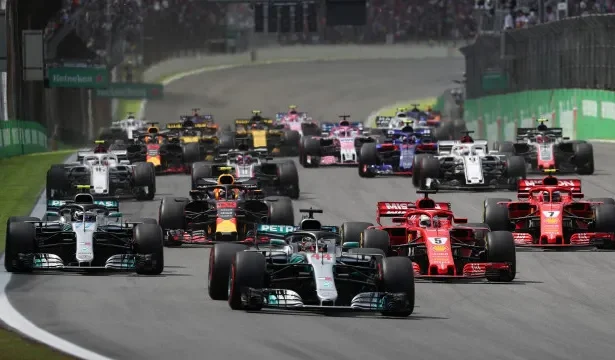 por-que-a-formula-1-marcou-o-gp-do-azerbaijao-para-um-sabado?