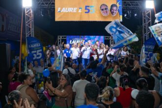 em-duere,-laurez-volta-as-origens-e-realiza-grande-comicio:-“quero-ser-governador-para-cuidar-de-quem-mais-precisa