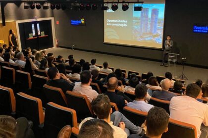 elmo-conect-reune-corretores-em-palmas-e-debate-impactos-da-inteligencia-artificial-no-mercado-imobiliario