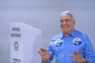 laurez-moreira-vota-em-gurupi-e-demonstra-confianca-para-o-resultado-do-primeiro-turno