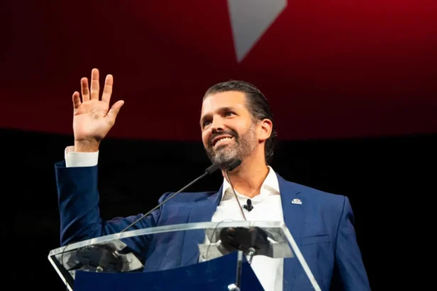 filho-de-trump-diz-que-corte-em-ongs-faz-esquerda-perder-eleicoes-na-america-latina
