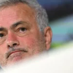 mourinho-se-irrita-com-imprensa-e-sai-em-defesa-de-mbappe:-“ridiculo”