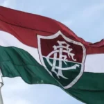 fluminense-se-une-ao-flamengo-e-vai-exibir-mensagem-pro-bets-em-classico