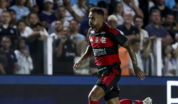 flamengo-cita-nove-fraturas-de-jogadores-em-2026-e-critica-arbitragem