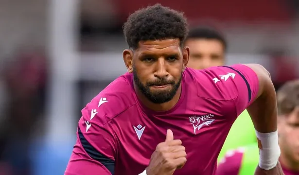 jogador-de-rugbi-e-encontrado-morto-em-banheiro-de-hotel-antes-de-partida