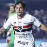 artur-desencanta,-sao-paulo-vence-vasco-e-sonha-com-libertadores