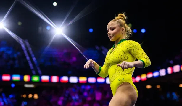 rebeca-e-flavinha-brilham,-e-brasil-garante-vagas-em-5-finais-no-mundial