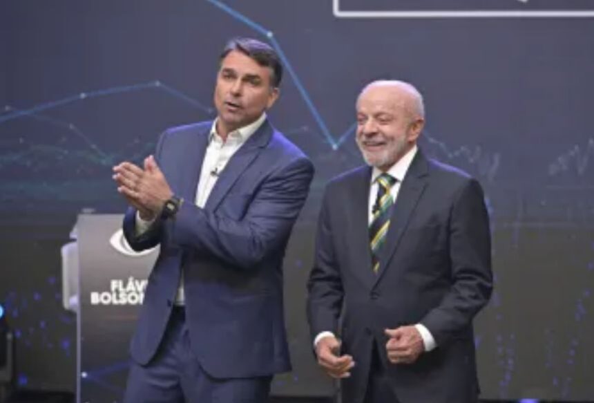 debate-entre-lula-e-flavio-bolsonaro-expoe-polarizacao-e-levanta-duvidas-sobre-impacto-na-corrida-presidencial