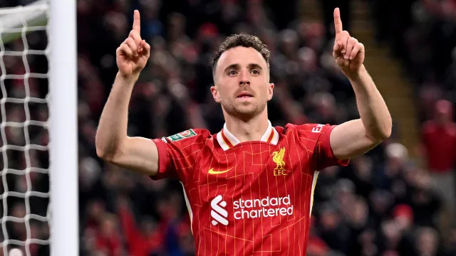 liverpool-lanca-biografia-de-diogo-jota-e-lucro-vai-para-programa-de-base-no-nome-do-jogador